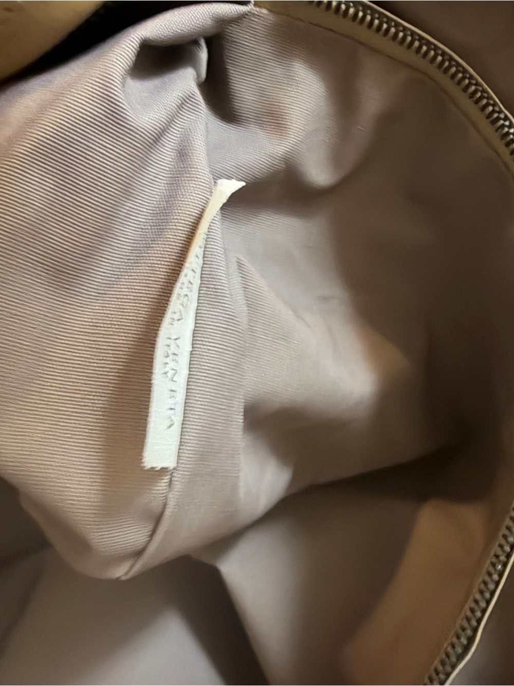 Authentic Bottega Veneta Tan Leather Travel Duffel Bag - Picture 10 of 16